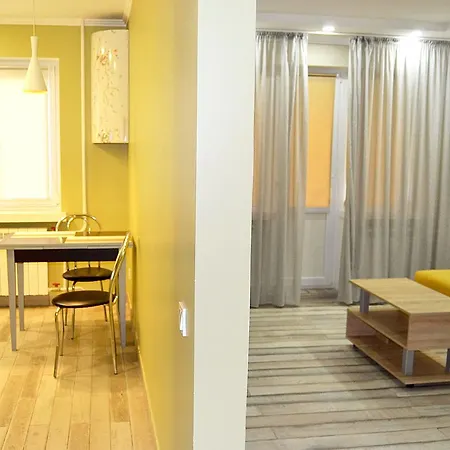 Apartment On Bogdana Gavrilishyna 5 *